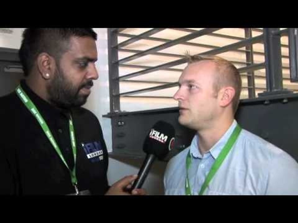 TRIS DIXON (BOXING NEWS) TALKS HATTON, KHAN & WARREN FOR iFILM LONDON / BURNS v MITCHELL