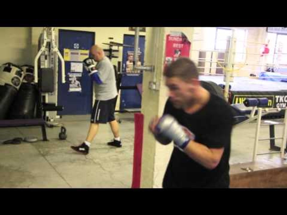 BILLY JOE SAUNDERS & JIMMY TIBBS TRAINING SESSION @ TKO GYM / iFILM LONDON
