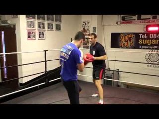 DARREN BARKER & TONY SIMS WORKOUT FOOTAGE AT SIMSY'S GYM (HAINAULT)