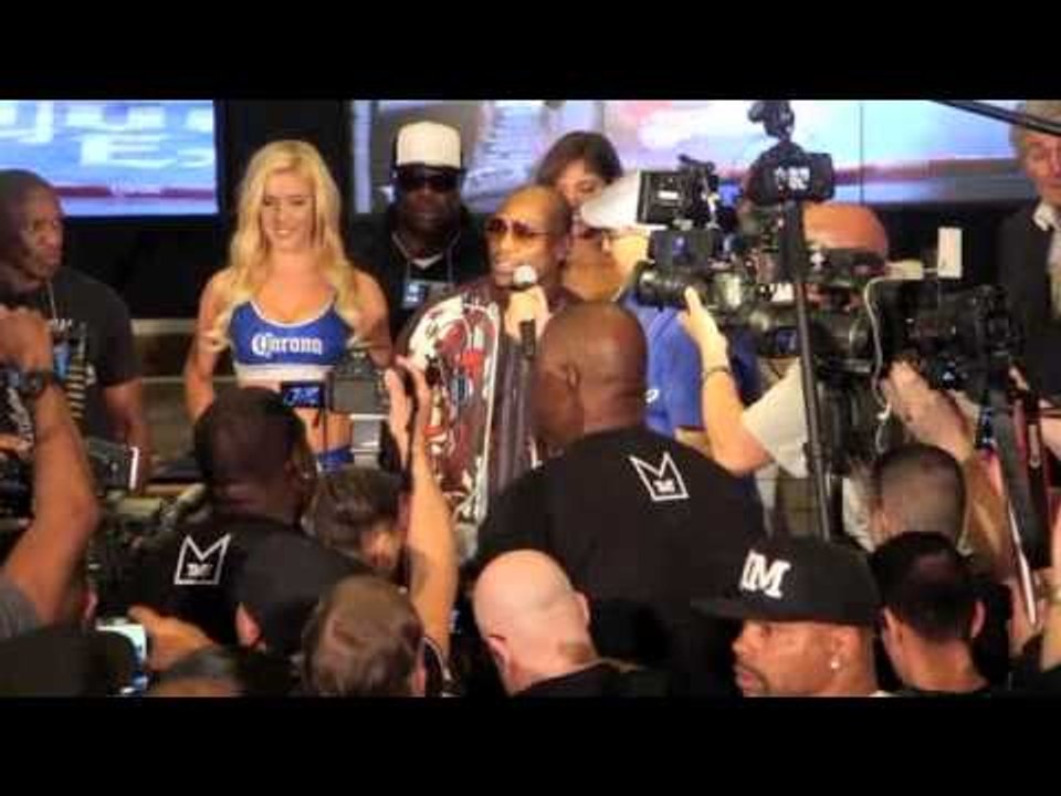 FLOYD 'MONEY' MAYWEATHER ARRIVES @ MGM GRAND AHEAD OF 'THE MOMENT' - / MAYWEATHER v MAIDANA