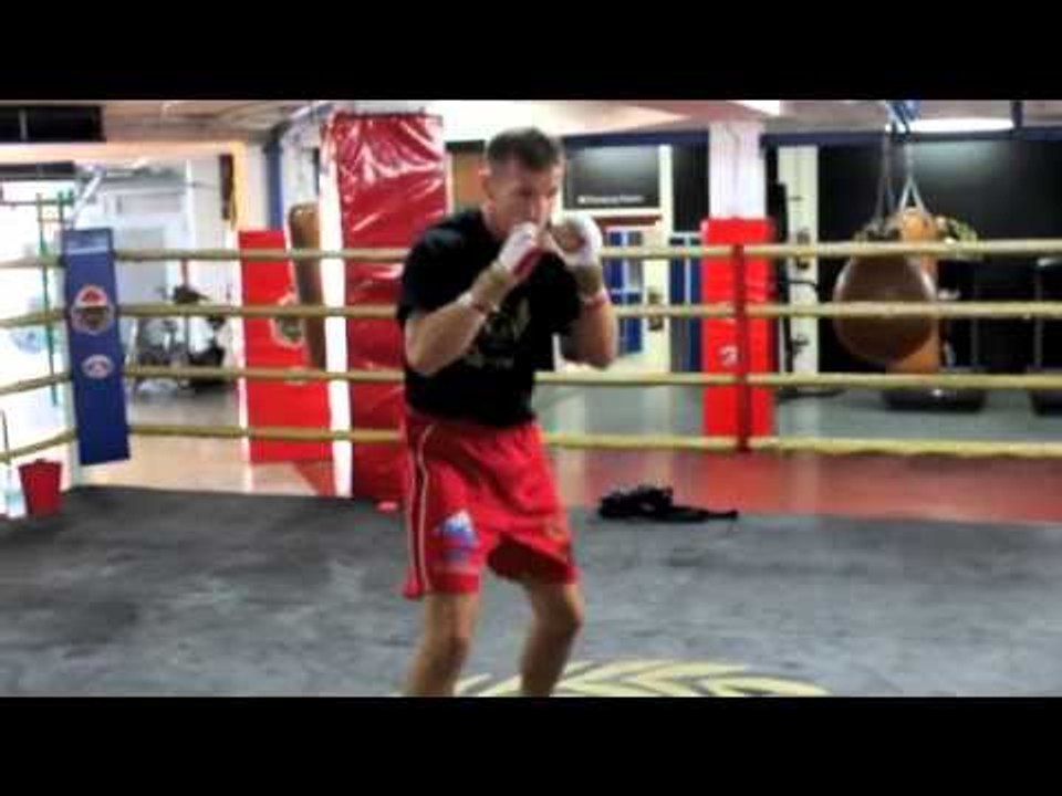 TOM STALKER SHADOW BOXING @ MACKLINS GYM MARBELLA - PORTO BANUS  FOR iFL TV