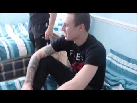 LOOK INSIDE A BOXERS LIVING QUARTERS (DIGS) -TOMMY MARTIN & BRADLEY SMITH & IFL TV's SONNY DONNELLY