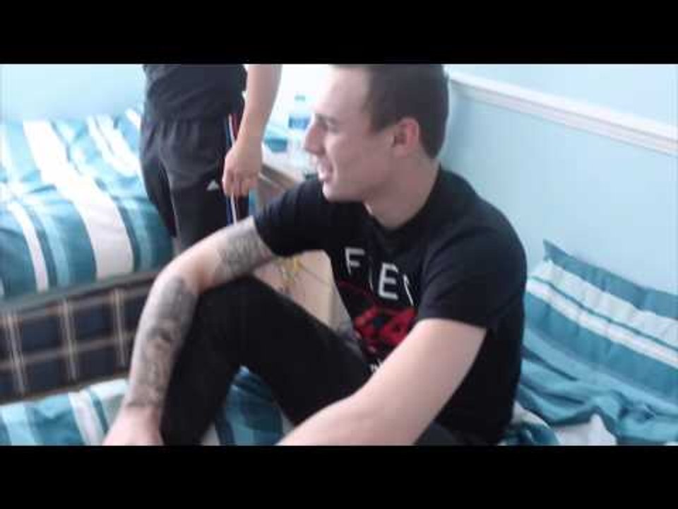 LOOK INSIDE A BOXERS LIVING QUARTERS (DIGS) -TOMMY MARTIN & BRADLEY SMITH & IFL TV's  SONNY DONNELLY