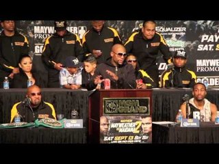 FLOYD MAYWEATHER - 'I CALL MY OWN SHOTS, IF PACQUIAO TOOK MY APPRAOCH, HE'D BE WHERE I AM'