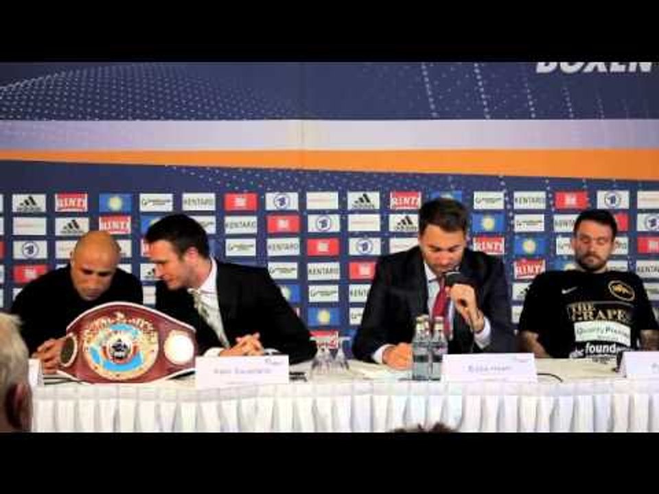EDDIE HEARN - READS OUT TWEET FROM CARL FROCH DURING ABRAHAM v SMITH FINAL PRESS CONFERENCE