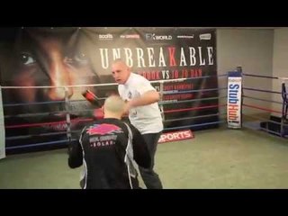 ADAM ETCHES MEDIA WORKOUT @ INGLE GYM AHEAD OF CLASH WITH KHOMITSKY / UNBREAKABLE
