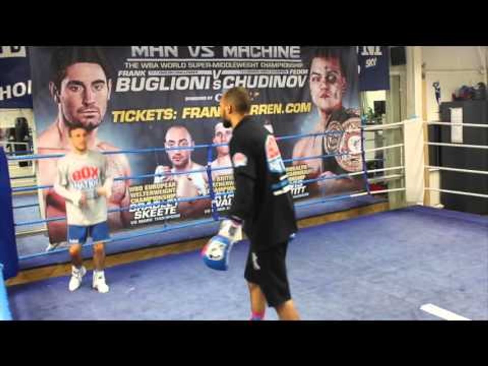 BRADLEY SKEETE PAD WORKOUT WITH TRAINER AL' SMITH @ PEACOCK GYM / MAN VS MACHINE