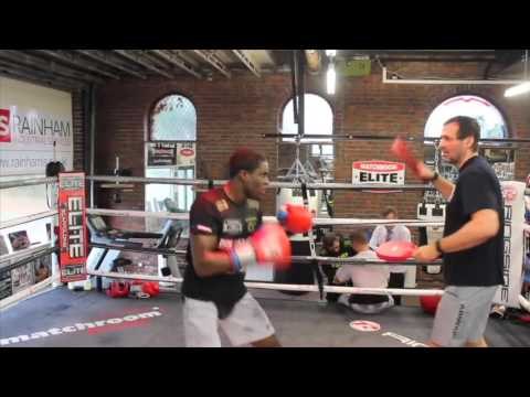 RISING LIGHTWEIGHT PROSPECT OHARA 'TWO TANKS' DAVIES SMASHES THE PAD STICKS WITH TONY SIMS