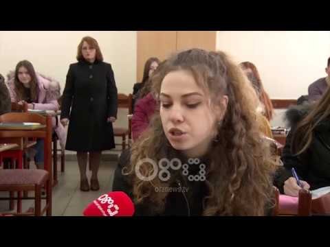 Ora News - Përgatitjet e maturës, maturantët nisin konsultimet në gjimnaze