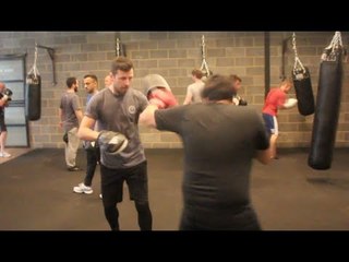 'NO GUTS. NO GLORY' - INSIDE DARREN BARKER'S NEW 12 X 3 GYM - & w/ KEVIN MITCHELL & DARREN HAMILTON