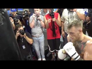 DOES CONOR McGREGOR REALLY HAVE A CHANCE OF BEATING FLOYD MAYWEATHER?