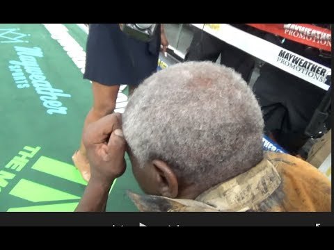 FLOYD MAYWEATHER SNR GOES DOWN ON CANVAS TO SHOW WHAT WILL HAPPEN TO CONOR McGREGOR!!