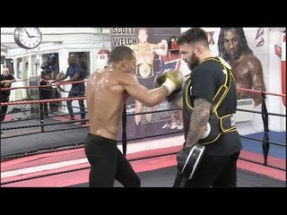 TEAM EUBANK! - CHRIS EUBANK JR EXPLOSIVE PAD WORK UNDER WATCHFUL EYE OF CHRIS EUBANK AKA ENGLISH