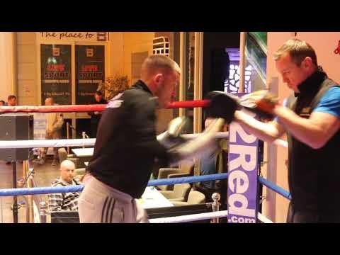 CAN LIAM WILLIAMS GET REVENGE ON LIAM SMITH IN REMATCH? - WILLIAMS / LOCKETT PAD WORKOUT