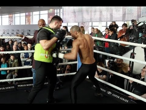 CHRIS EUBANK JR LETTING OF THUNDEROUS PUNCHES ON THE BODY BELT & PADS / GROVES v EUBANK JR