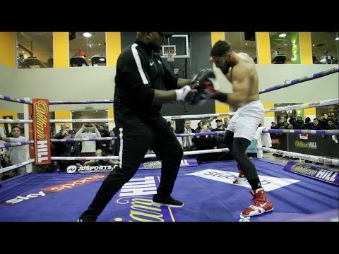 FRANK BUGLIONI SMASHES THE PADS W/ TRAINER DON CHARLES AHEAD OF CRUNCH SHOWDOWN W/ CALLUM JOHNSON