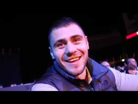 DAVE ALLEN ALTERNATIVE COMMENTATING 'WHITE RHINO STYLE' FOR iFL TV AT THE O2