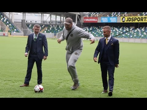 TYSON FURY, CARL FRAMPTON & PADDY BARNES SHOWCASE THEIR FOOTBALL SKILLS ON WINDSOR PARK PITCH