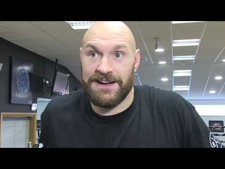 Скачать видео: 'I THOUGHT I KILLED MY TRAINER ON HIS FIRST DAY -HE WAS OUT COLD. I THOUGHT HE WAS DEAD' -TYSON FURY