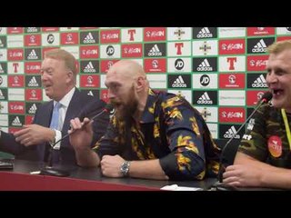 GIVE US A SONG! - TYSON FURY & FRANK WARREN BLAST OUT 'AMERICAN PIE' IN POST FIGHT PRESS CONFERENCE