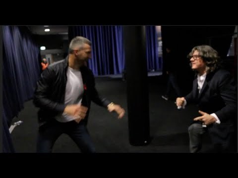 COBRA GETS COBRA'D! - CAR FROCH COMES UNSTUCK WHEN HE TRIES TO TAKE DOWN GARETH A. DAVIES UNAWARE