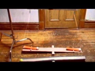 Minutes Urbania: L’absurde - 5607 Waverly