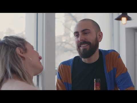 Trois vins pour aller avec nos dates Tinder - Les Caves à vin