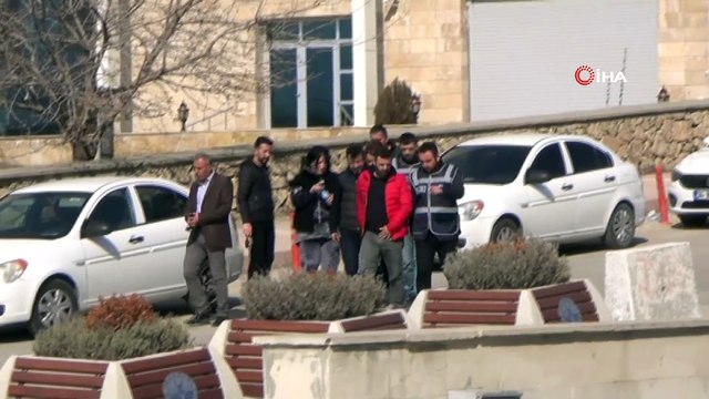 4 kuyumcuyu sahte altın dolandıran 3 şüpheli yakalandı