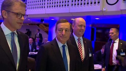 "75% dos cidadãos da UE são a favor do euro" - Mario Draghi