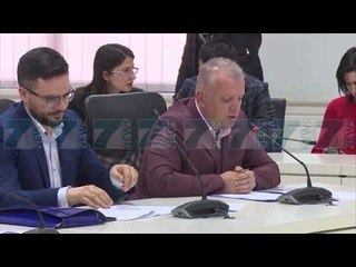 Télécharger la video: MANDATET E OPOZITES  SHKOJNE NE KQZ - News, Lajme - Kanali 7