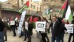 الفلسطينيون ينظمون مسيرة بالخليل إحياء لذكرى مجزرة الحرم الإبراهيمي