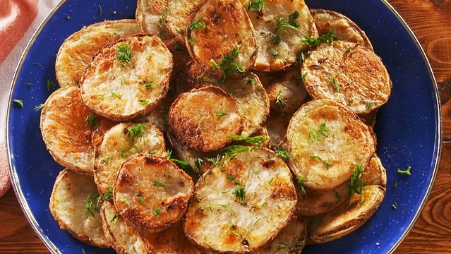 These Oven Fried Pickle Potato Chips Are The Ultimate Snack Food