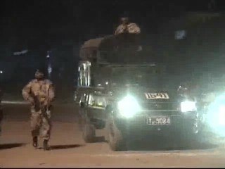 Disturbios en las calles de Pakistán tras el asesinato de Bhutto