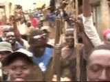 Violentos enfrentamientos con palos y machetes en Kenia