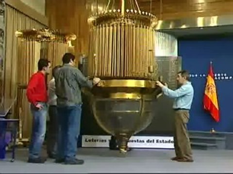 El bombo de Navidad, listo para repartir premios millonarios