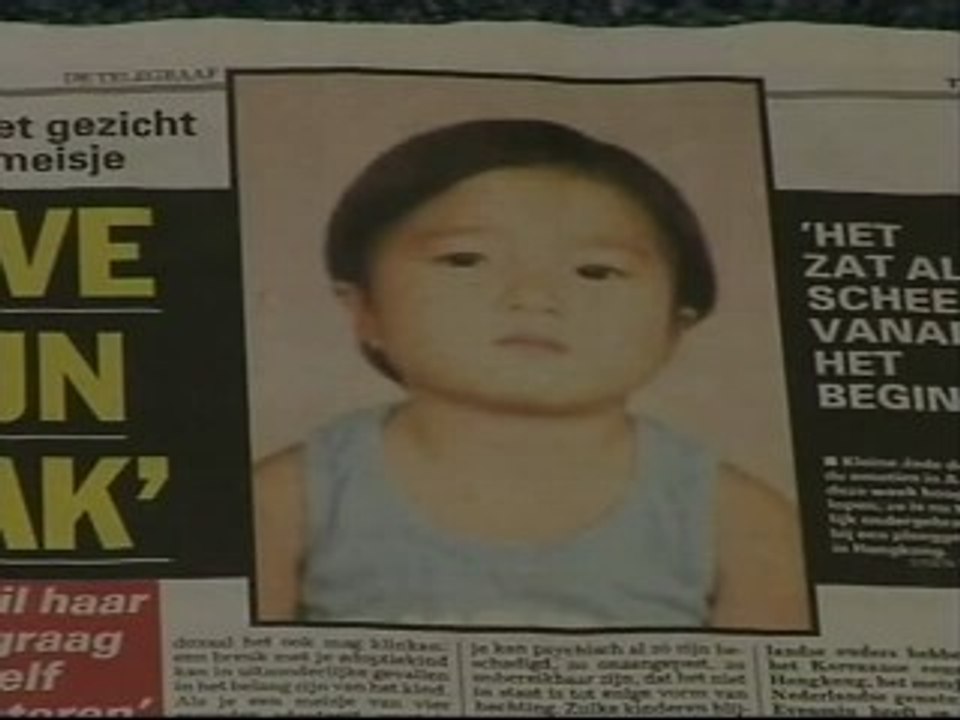 Un matrimonio holandés abandona a su hija adoptiva