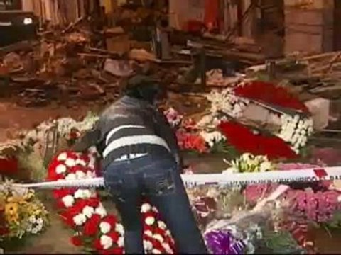 Los vecinos celebran el funeral por las víctimas del derrumbe de Santander