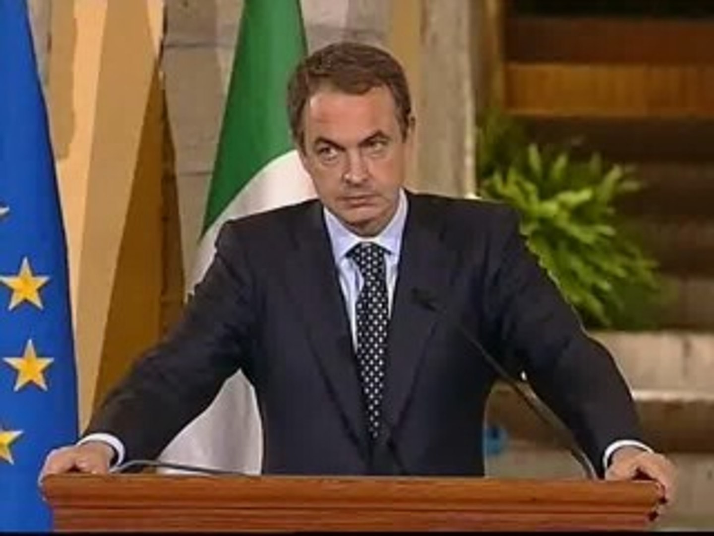 Zapatero felicita a la policía francesa