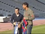 Intercambio de camisetas entre Rijkaard y Valverde antes del derby catalán