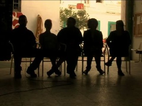 Casas Viejas se queda