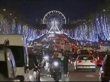 París estrena luces de Navidad ecológicas