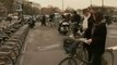Bicis y motos llenan las calles de París durante la huelga del tranporte