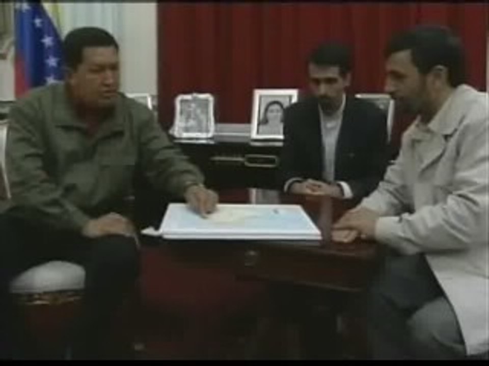 Chávez anuncia su propio programa nuclear para Venezuela