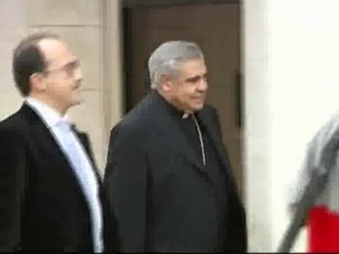 Comienza el juicio contra el arzobispo de Granada por calumnias, injurias y acoso moral a un sacerdo