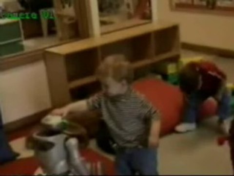 Un estudio revela la relación de igual a igual entre niños y un robot