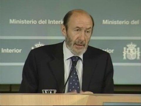 Rubalcaba: Le pido a Rajoy que repita conmigo: ETA no ha sido