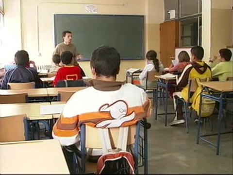 La Audiencia absuelve a un profesor multado por dar una colleja a un alumno