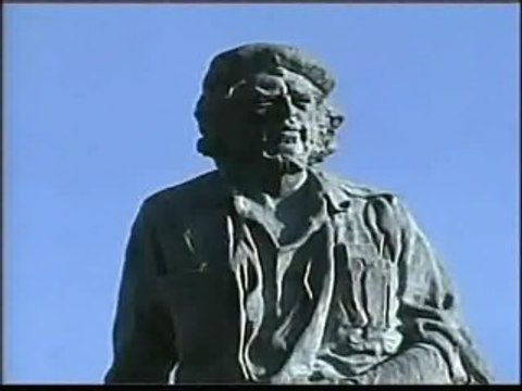 Cientos de personas homenajean al Che en el 40 aniversario de su muerte
