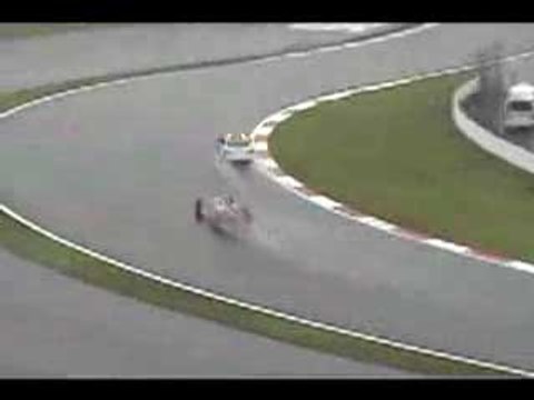 El vídeo de las maniobras ilegales de Hamilton en Fuji