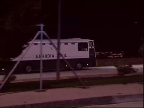 17 dirigentes de Batasuna pasan su primera noche en prisión